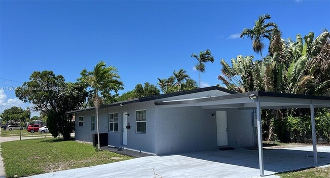 property at 1524 S 24th Ct