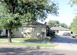 517 16th St in Modesto, CA - Building Photo - Building Photo