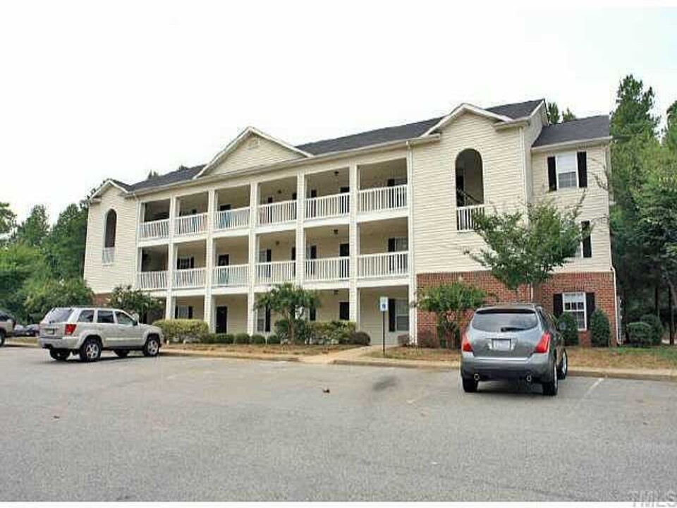 3000 Trailwood Pines Ln in Raleigh, NC - Building Photo