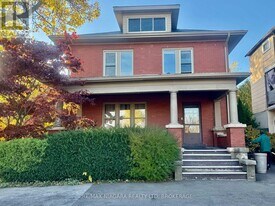 101 Niagara St in Welland, ON - Building Photo