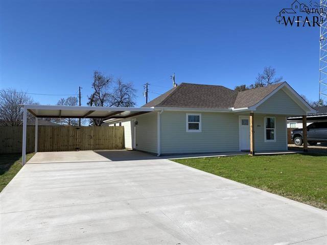 1014 Bishop Rd in Burkburnett, TX - Building Photo - Building Photo