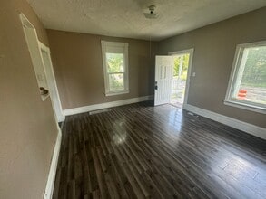 1009 W Smith St in Peoria, IL - Building Photo - Building Photo