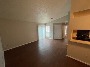 513 Sierra Cove in Round Rock, TX - Building Photo - Building Photo