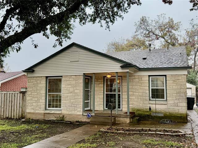property at 2638 Ivandell Ave