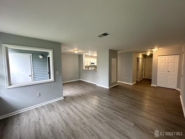 610 Edpas Rd in New Brunswick, NJ - Building Photo - Building Photo