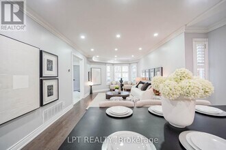 40 Dewberry Dr in Markham, ON - Building Photo - Building Photo