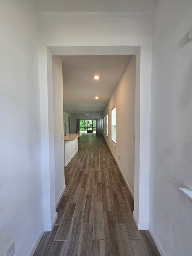 2246 NW 89th Wy in Gainesville, FL - Building Photo - Building Photo
