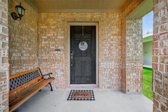 2623 Hawthorn Park Ct in Houston, TX - Building Photo - Building Photo