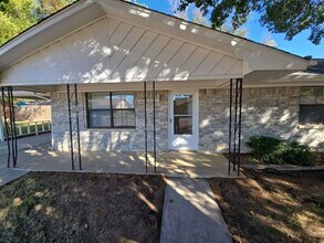 309 Denton Ct in Collinsville, TX - Building Photo - Building Photo