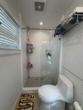 208 Banks St, Unit 208 in Cambridge, MA - Building Photo - Building Photo