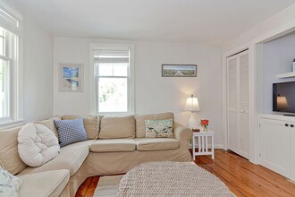 58 Eastern Point Rd in Gloucester, MA - Building Photo - Building Photo