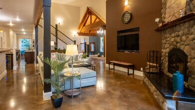 23984 Vinland Ct NW in Poulsbo, WA - Building Photo - Building Photo