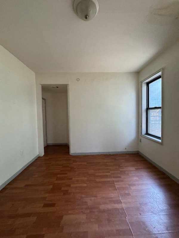 47 Milford Ave in Newark, NJ - Building Photo - Building Photo