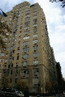 870 5th Ave in New York, NY - Building Photo - Building Photo