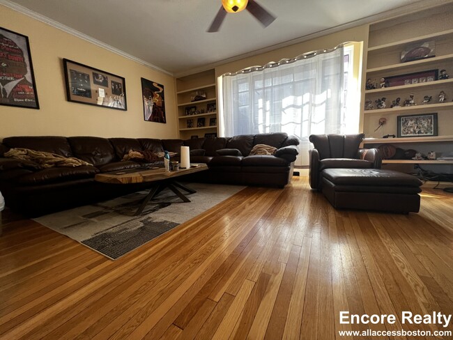 115 Longwood Ave, Unit #95 - 2 in Brookline, MA - Building Photo - Building Photo