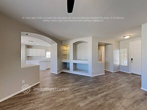 8812 W State Ave in Glendale, AZ - Building Photo - Building Photo