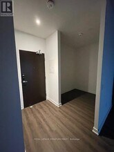 448 Burnhamthorpe Rd W in Mississauga, ON - Building Photo - Building Photo