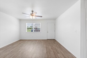 1648 E North St in Lincoln, AR - Building Photo - Building Photo