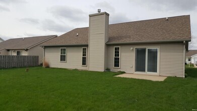 1409 Shining Armor Ln in West Lafayette, IN - Building Photo - Building Photo