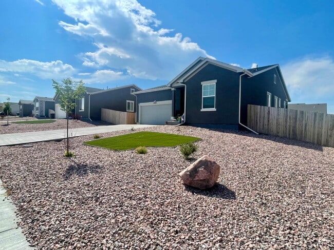 property at 2222 Sunrise Ln