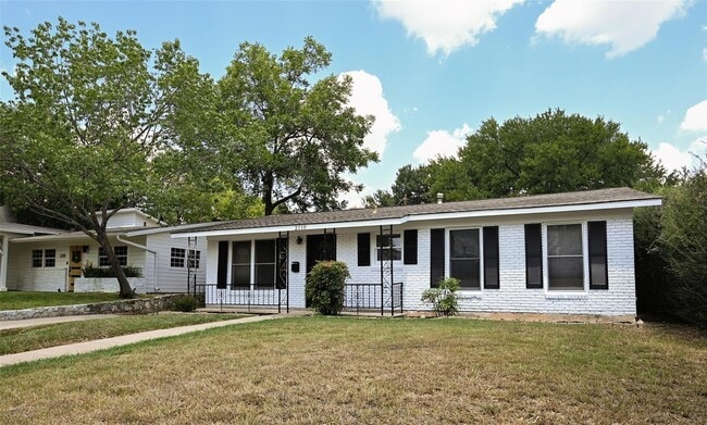 2110 Westover Rd, Unit 71-25 in Austin, TX - Building Photo - Building Photo