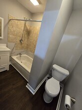 1801 50th St, Unit Lower in Kenosha, WI - Foto de edificio - Building Photo