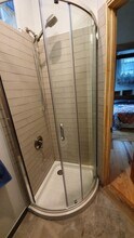 18 Townsend St, Unit 1 Bed Apartment in Waltham, MA - Building Photo - Building Photo