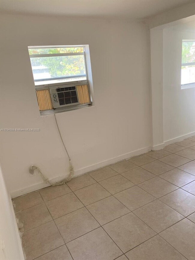 property at 517 NW 1st Ave