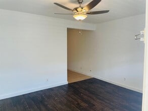 912 Church St in Galveston, TX - Foto de edificio - Building Photo