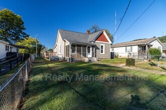 3023 Rector St in Knoxville, TN - Building Photo - Building Photo