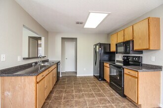 453 Capricorn St in Cedar Hill, TX - Building Photo - Building Photo