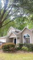 11 Sugar Creek Ct in Durham, NC - Building Photo