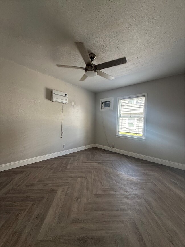 property at 2917 Ashley St