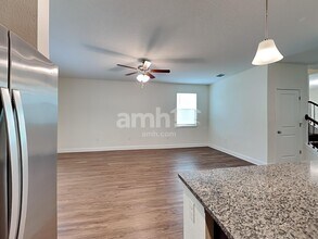 2951 Hill Valley Ln in Jacksonville, FL - Building Photo - Building Photo