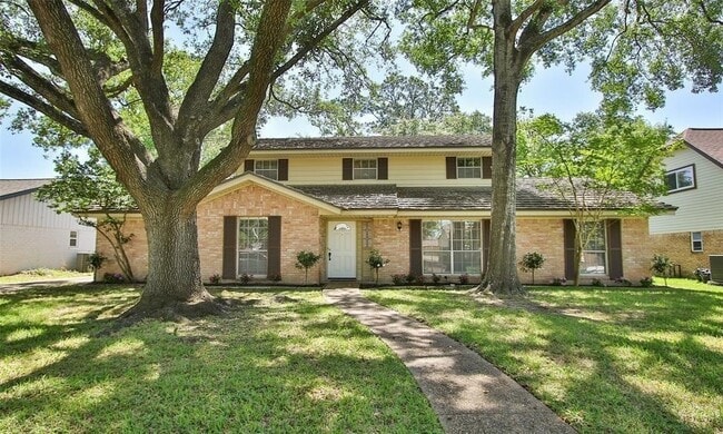 property at 1422 Scenic Ridge Dr