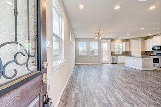 10014 Waving Grain Ln in Houston, TX - Building Photo - Building Photo
