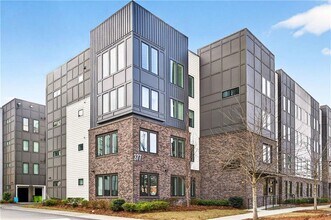 377 Grant Cir SE in Atlanta, GA - Building Photo - Building Photo