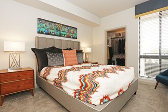 Curve at Melrose in Phoenix, AZ - Building Photo - Interior Photo