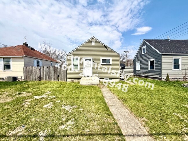 property at 507 E Pettit Ave