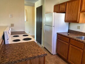 867 Birch Ave in Rifle, CO - Building Photo - Building Photo