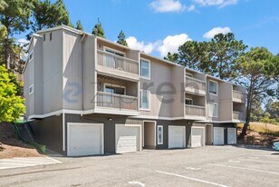 458 Valley View Rd in El Sobrante, CA - Building Photo