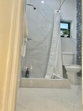 443 Kern St-Unit -Apt A in West Palm Beach, FL - Building Photo - Building Photo