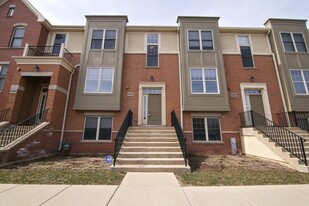 1192 Danforth Ct