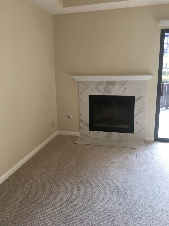 14315 Seagate Dr in San Leandro, CA - Foto de edificio - Building Photo