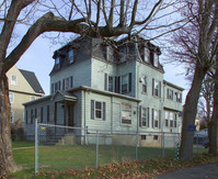 239-245 High St in Fall River, MA - Foto de edificio - Building Photo