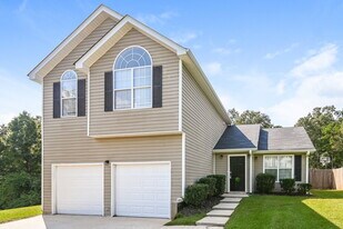 3627 Lower Creek Dr in Douglasville, GA - Building Photo