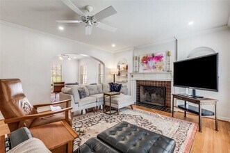2525 Auburn Ave in Dallas, TX - Building Photo - Building Photo