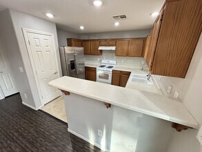 7879 Black Beard Ave in Las Vegas, NV - Building Photo - Building Photo