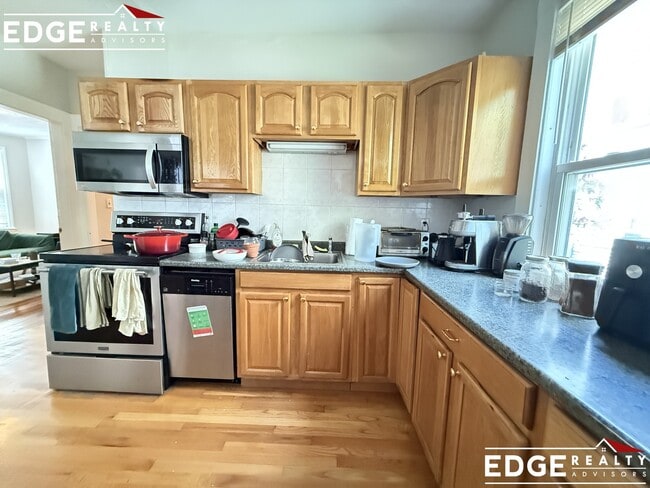 property at 437 Washington St