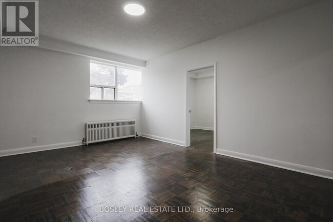 17-17 Calvington Dr